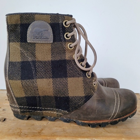 Sorel PDX Wedge Olive Green Buffalo Plaid Lace Up Boot - Picture 2 of 15